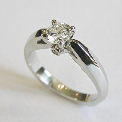 Custom Diamond Engagement Ring Gentleness